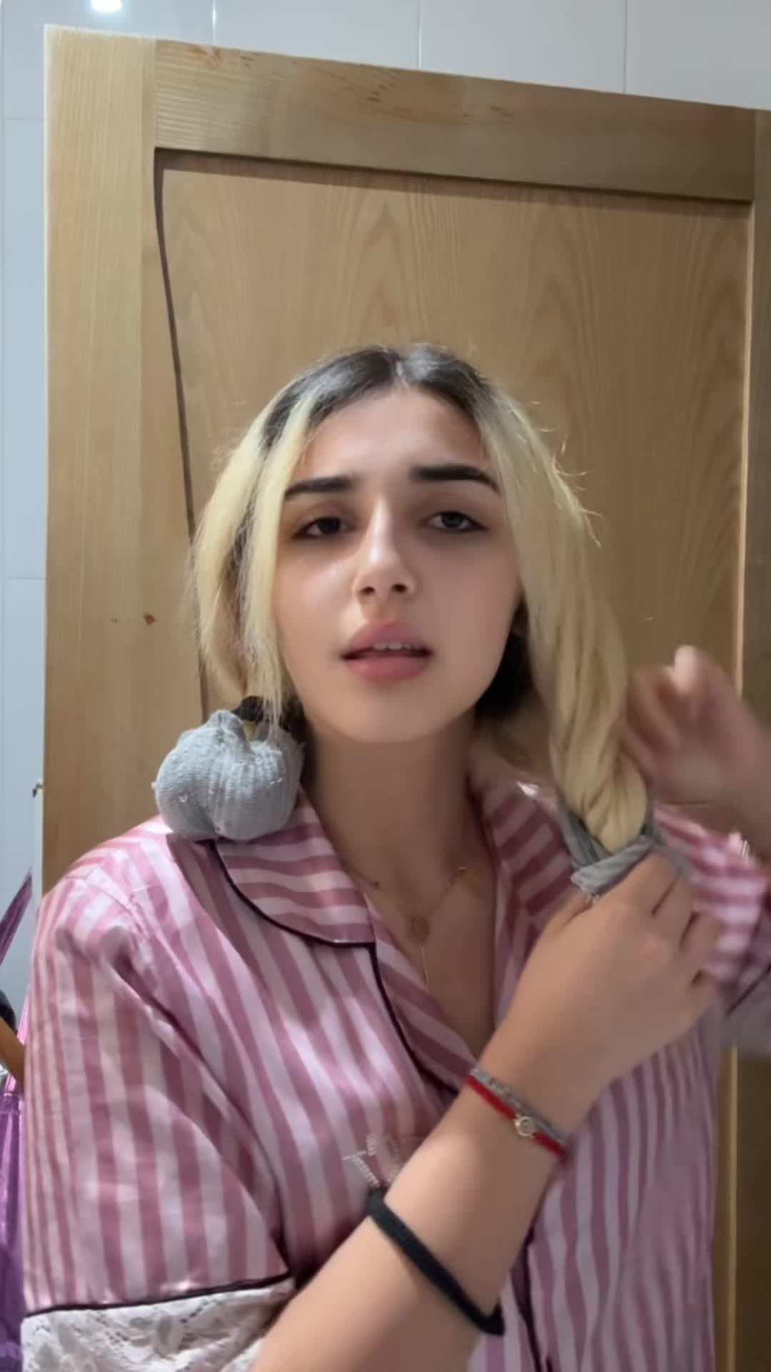 @QUEEN LINAA