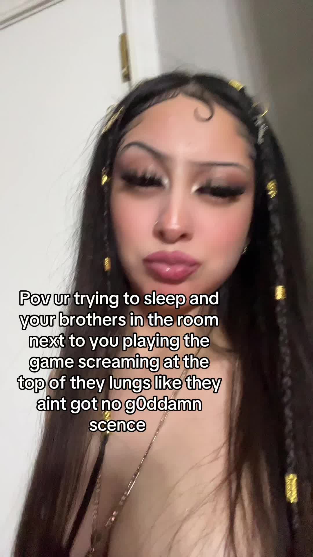@momo