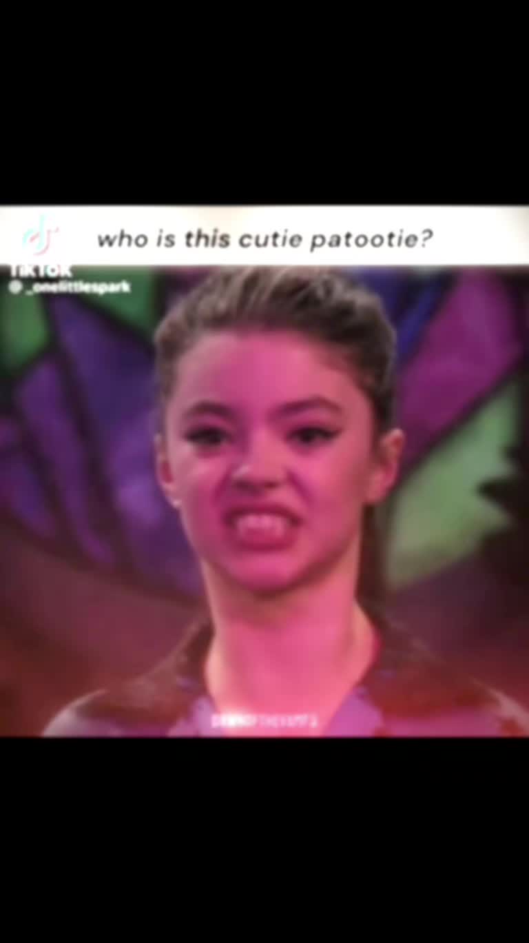 @🎀𝓔𝓶𝓶𝓪𝓵𝓮𝓮🎀