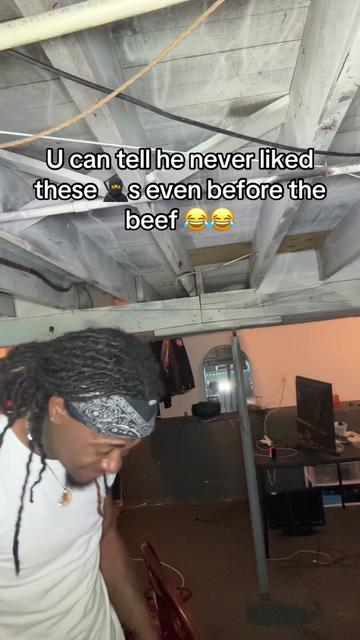 @Von