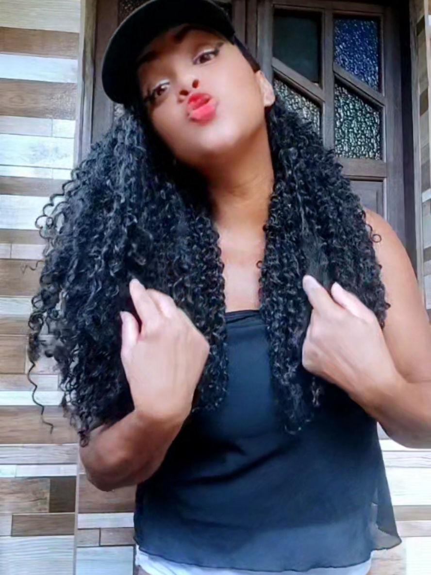 @Lucy a guria do short sexy