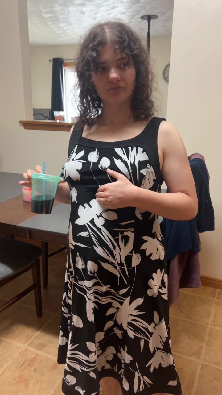 @Hotmomvibes
