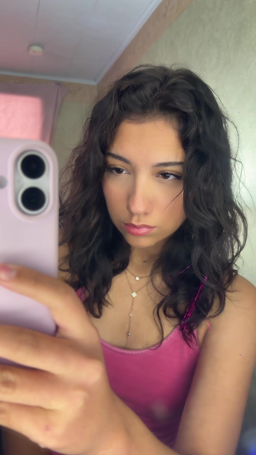 @nevvie🧸