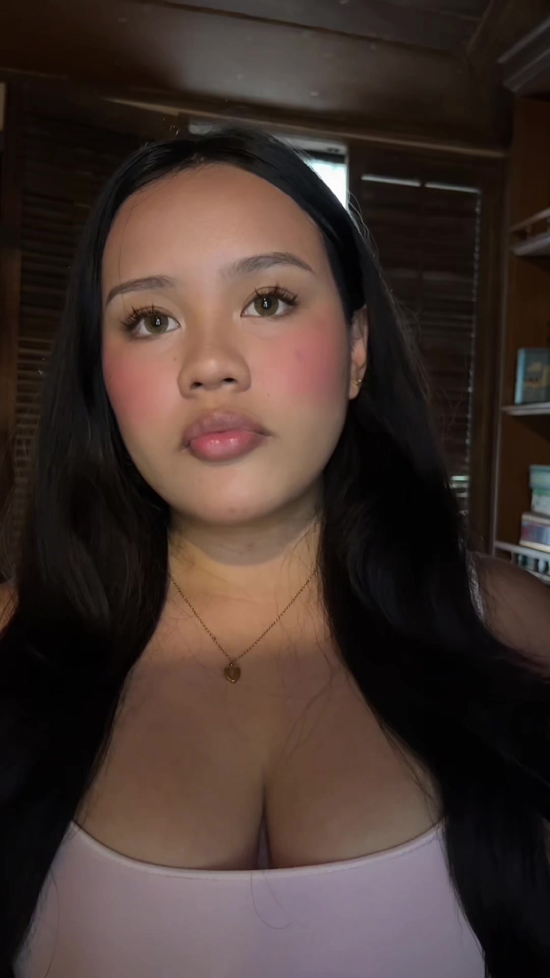 @Elaris