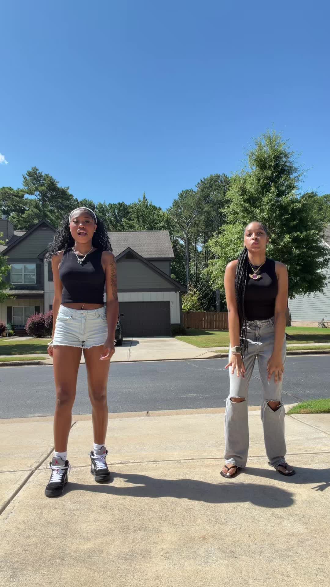 @niya niya