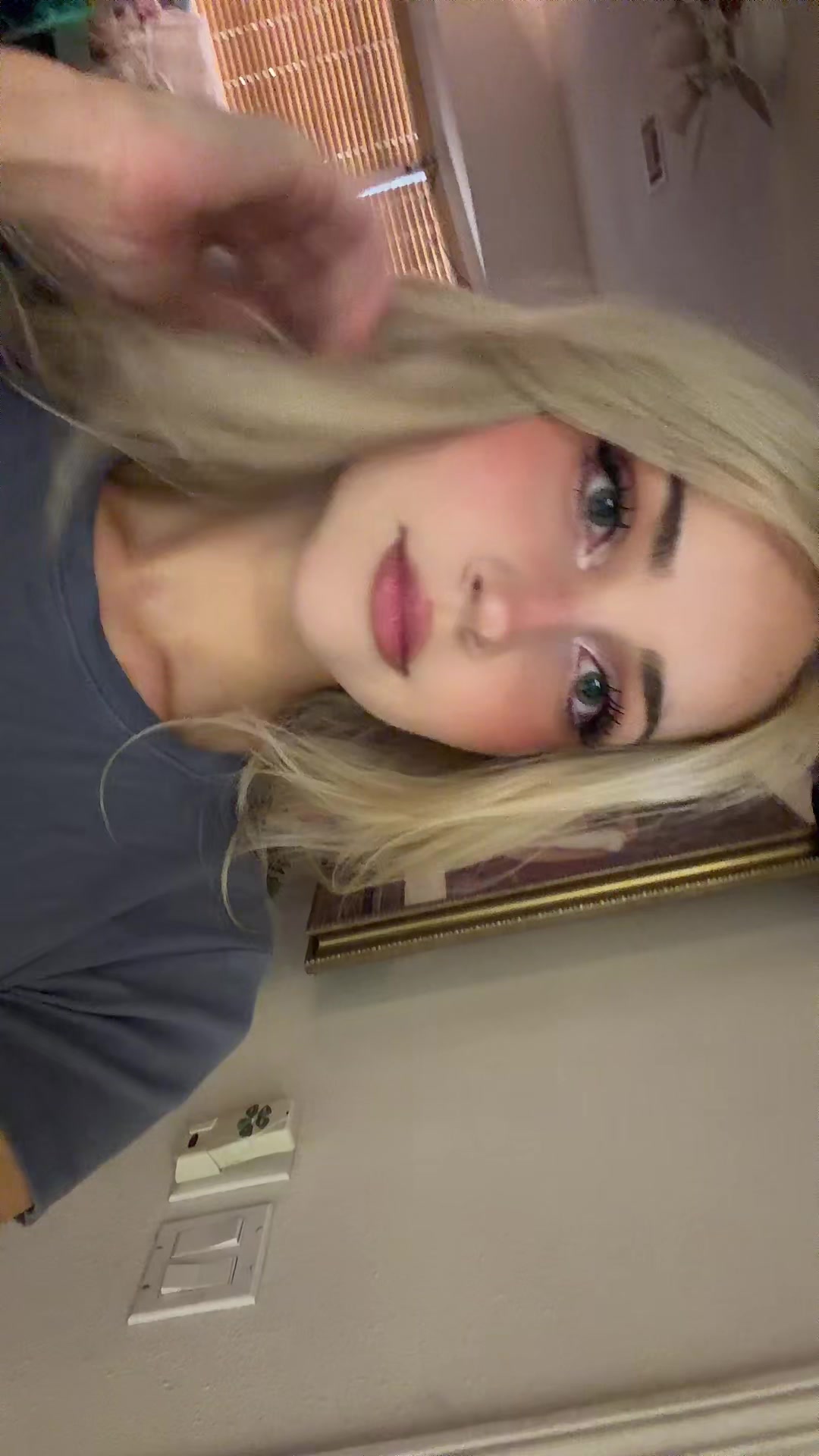 @caroline :3