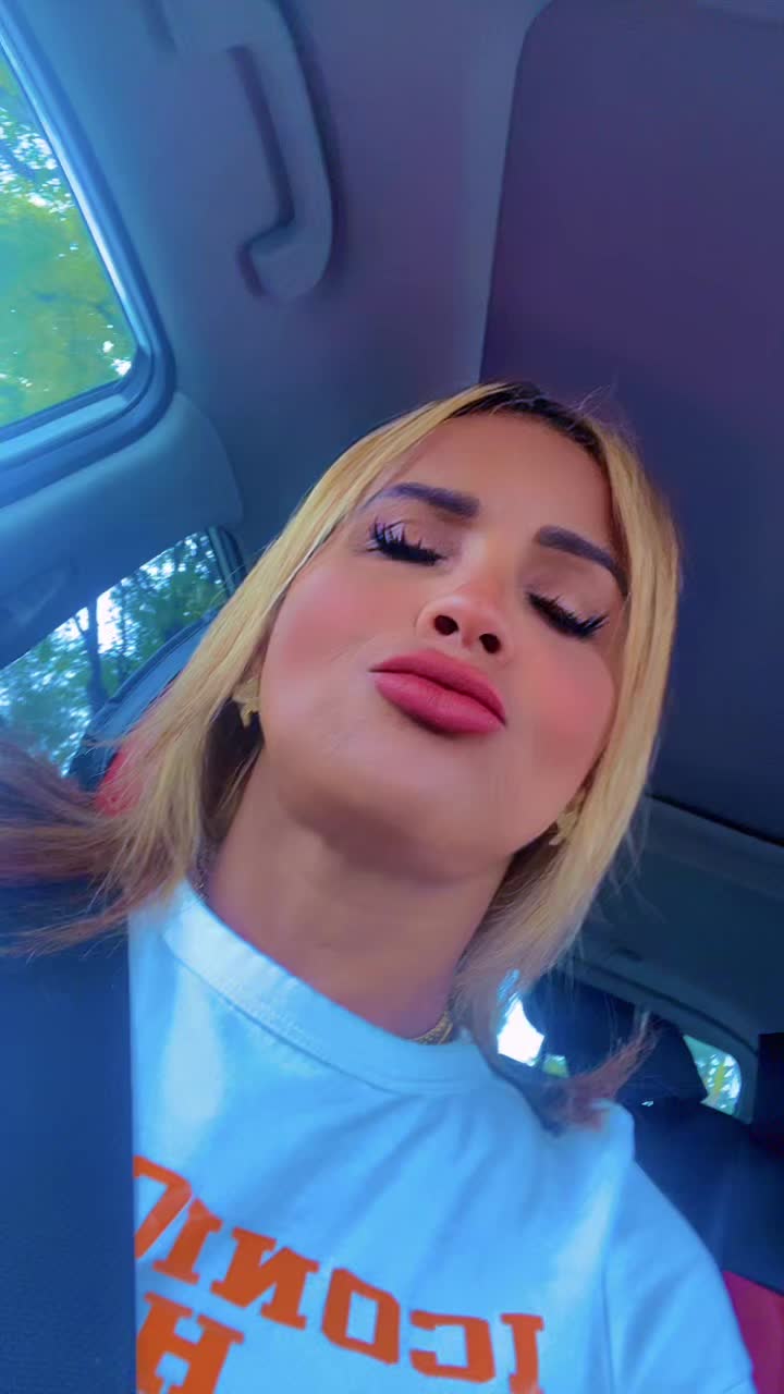 @Piedad  la  Diva