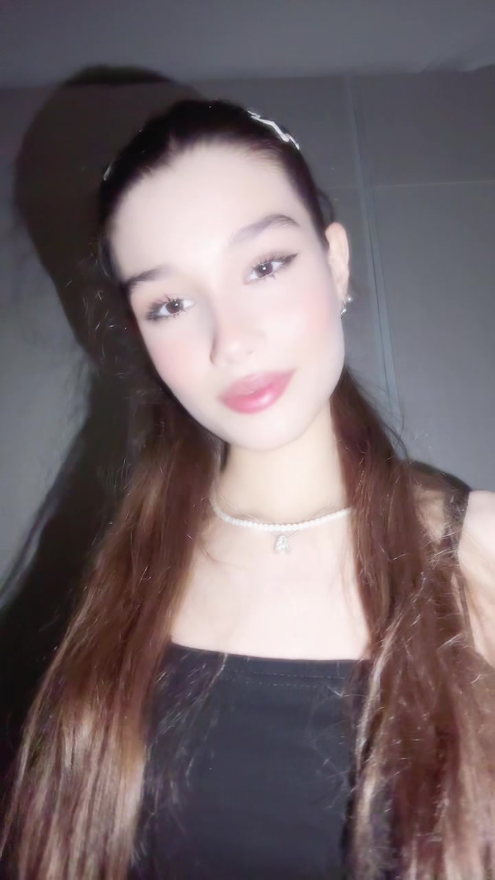@Aynaz🇬🇧