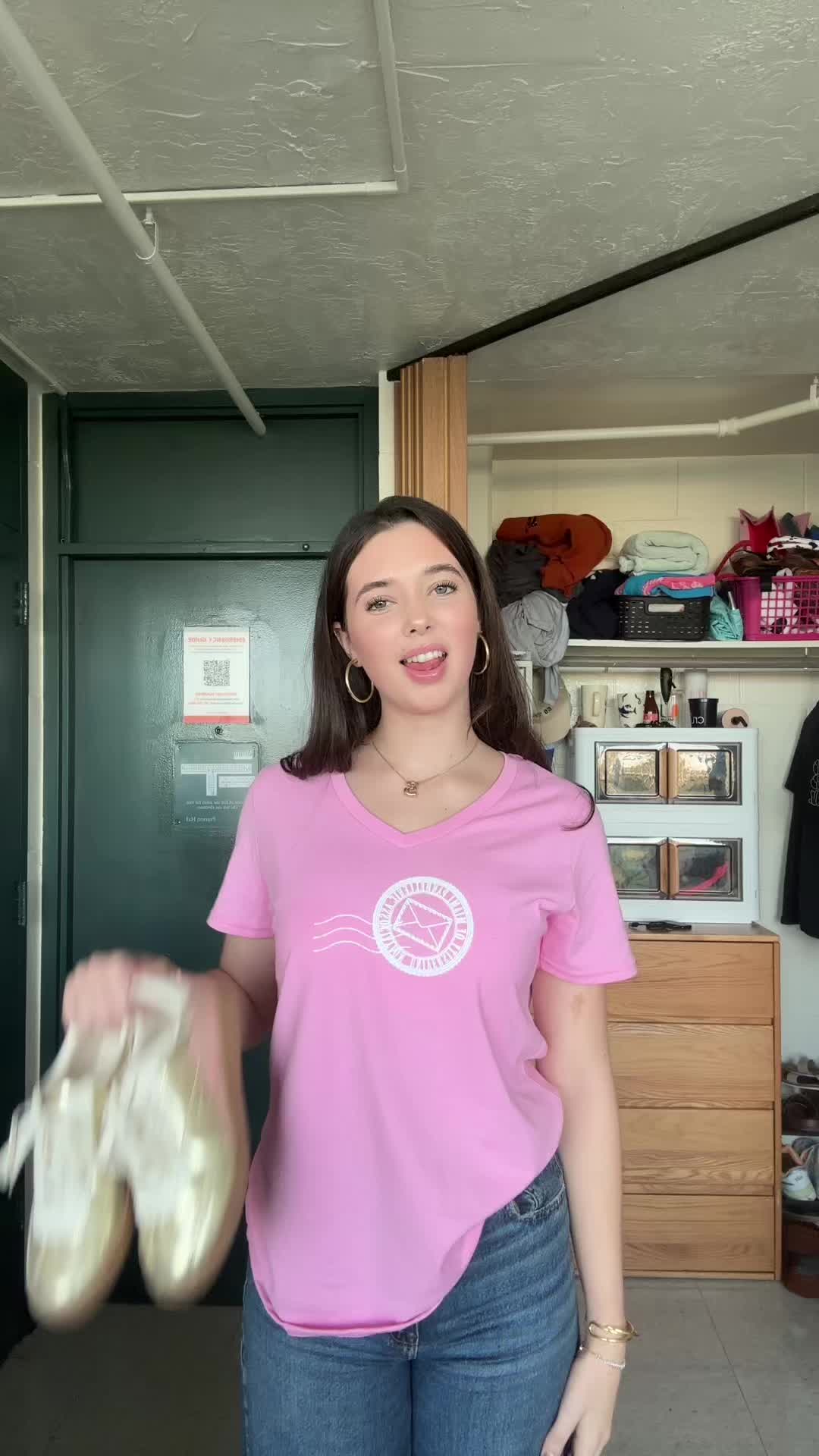 @Bella 🦄