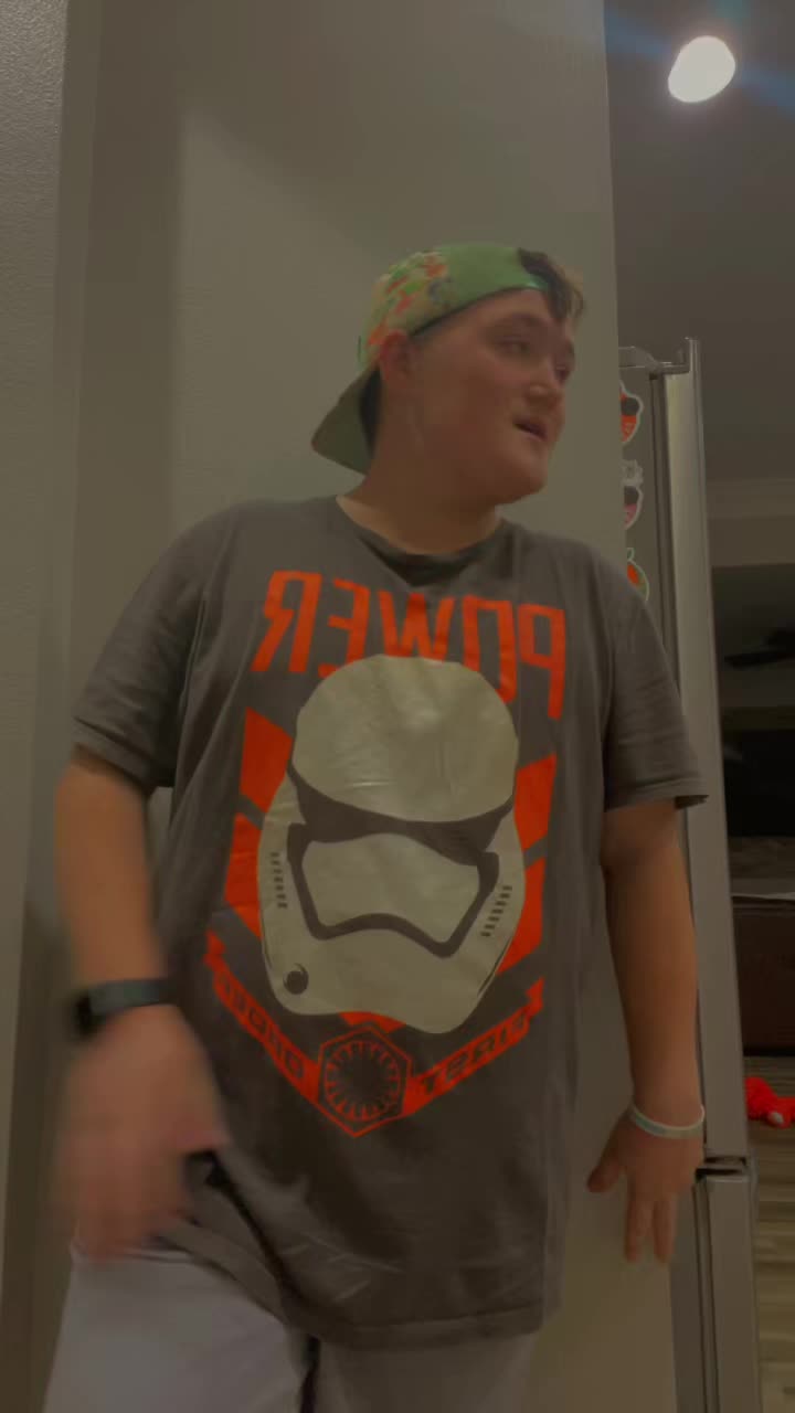@HeyIts_Sheppard