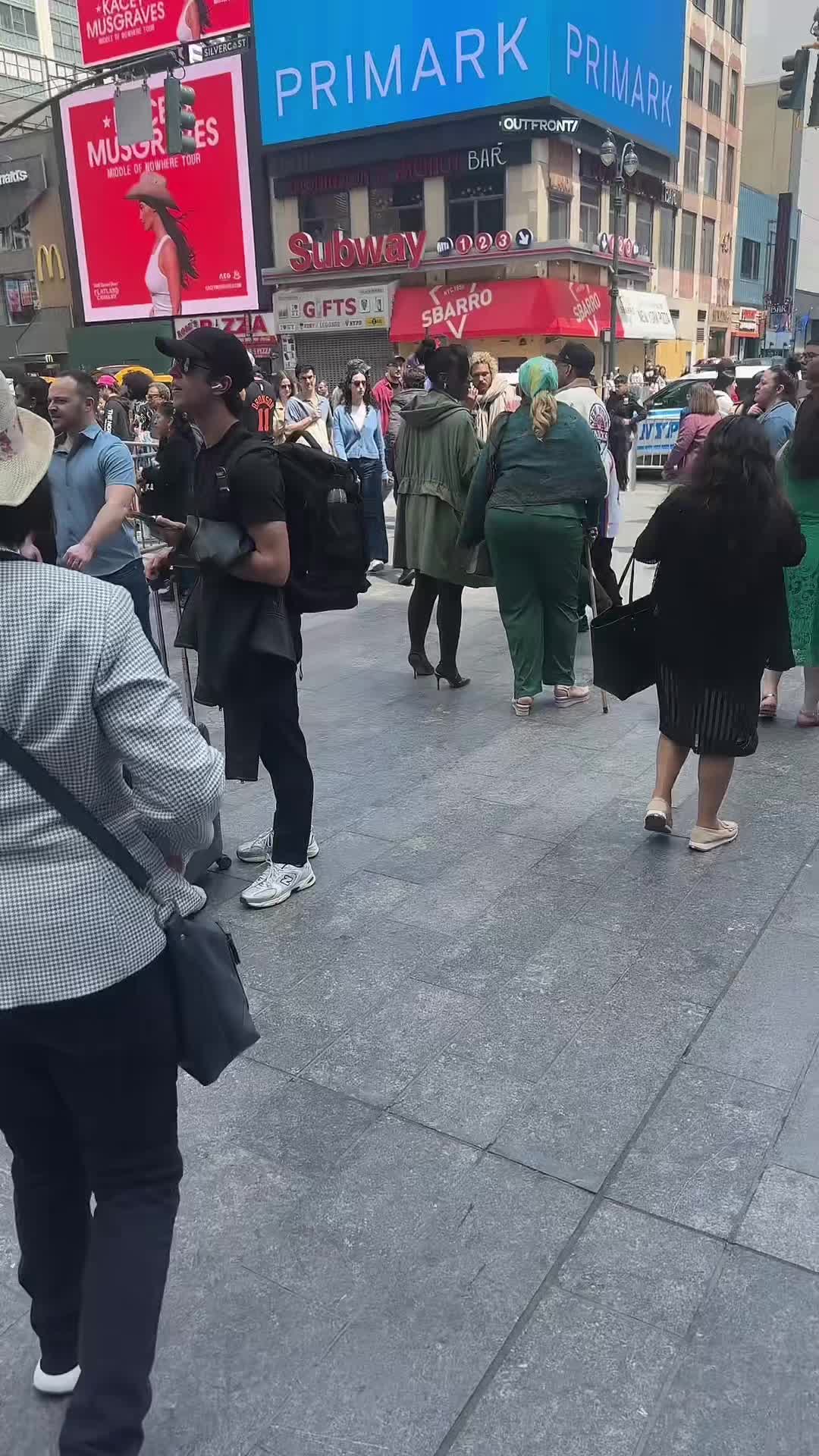 @HoodHeru