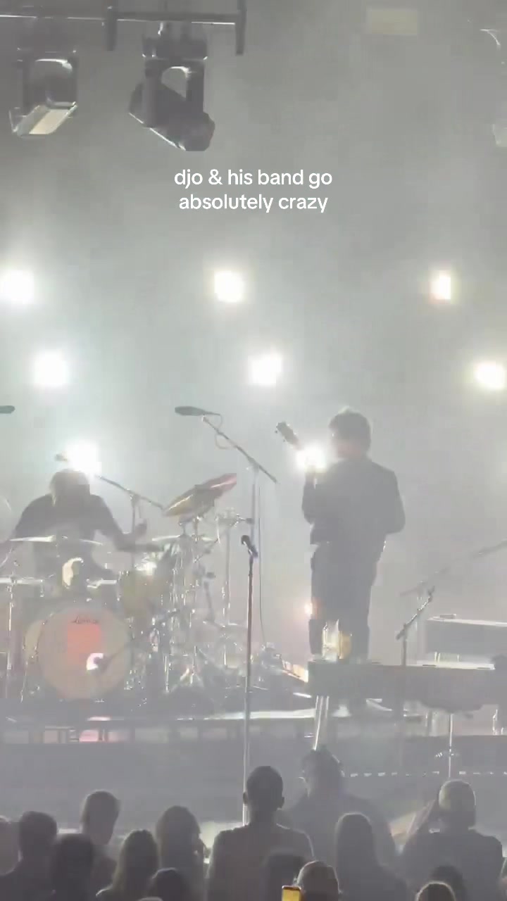 @djokeerysource (fan account)