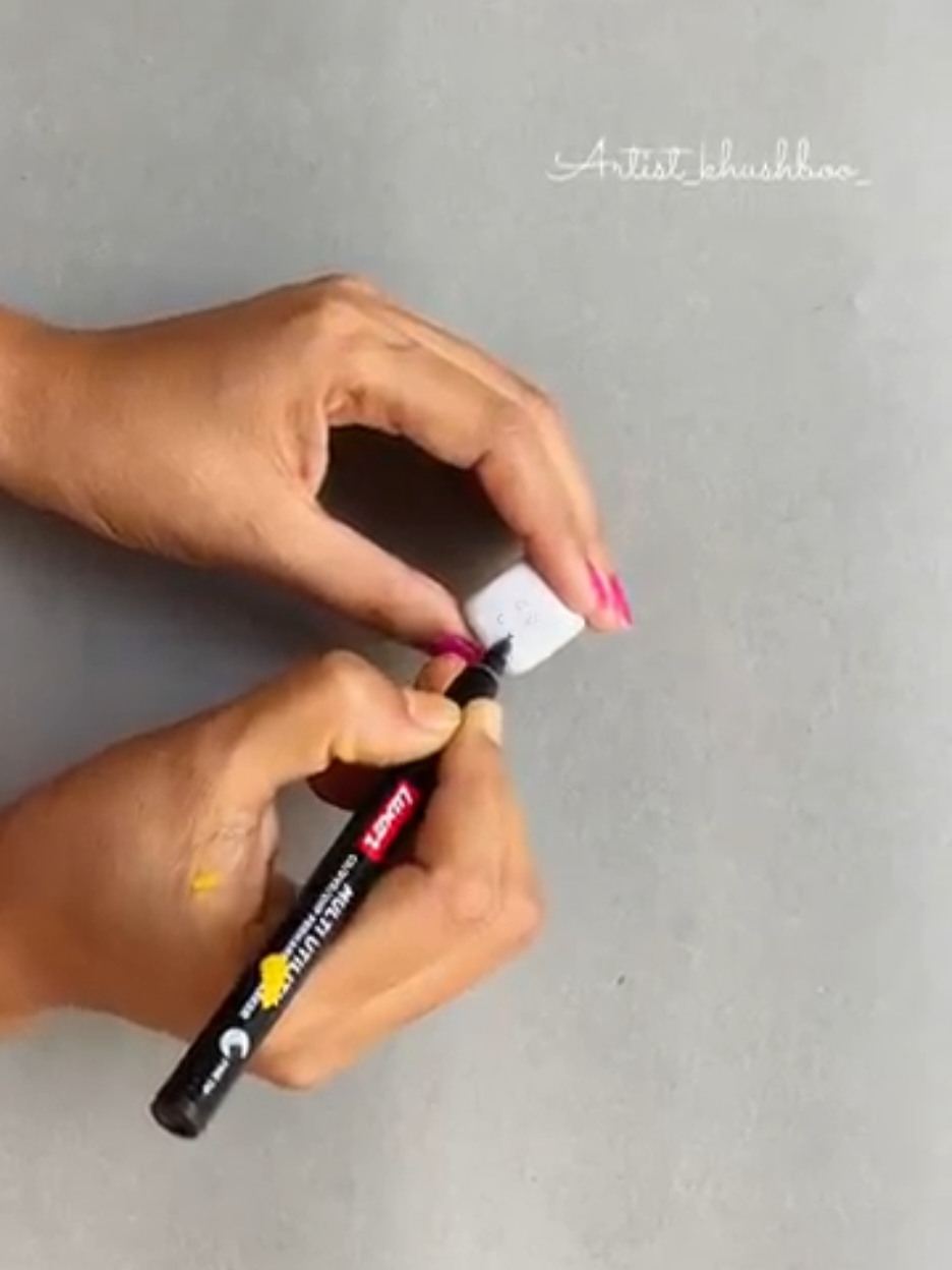 @Artist_Khushboo_