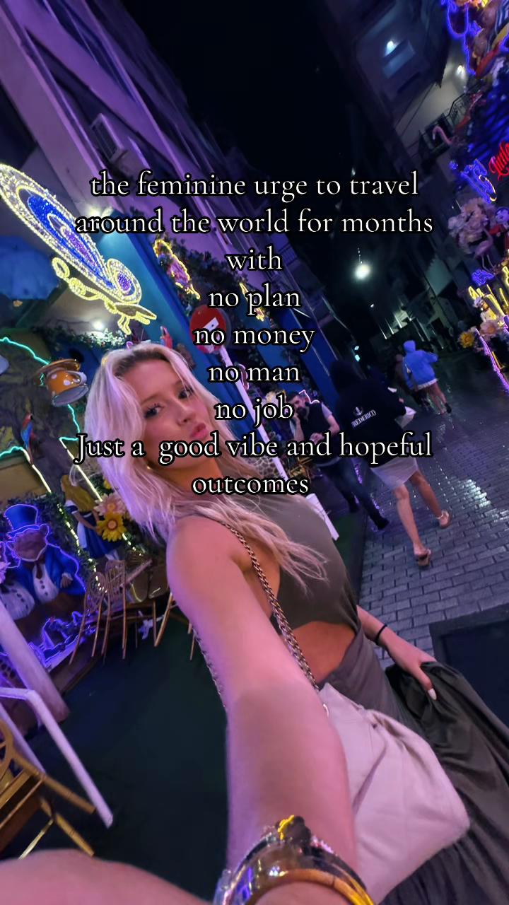 @G E N E V A ☆ L A C O R T E
