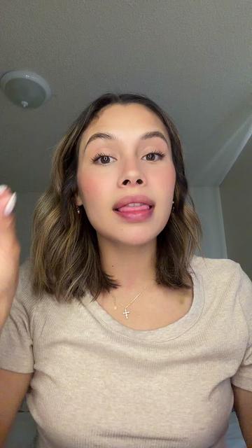 @LizzzRenee