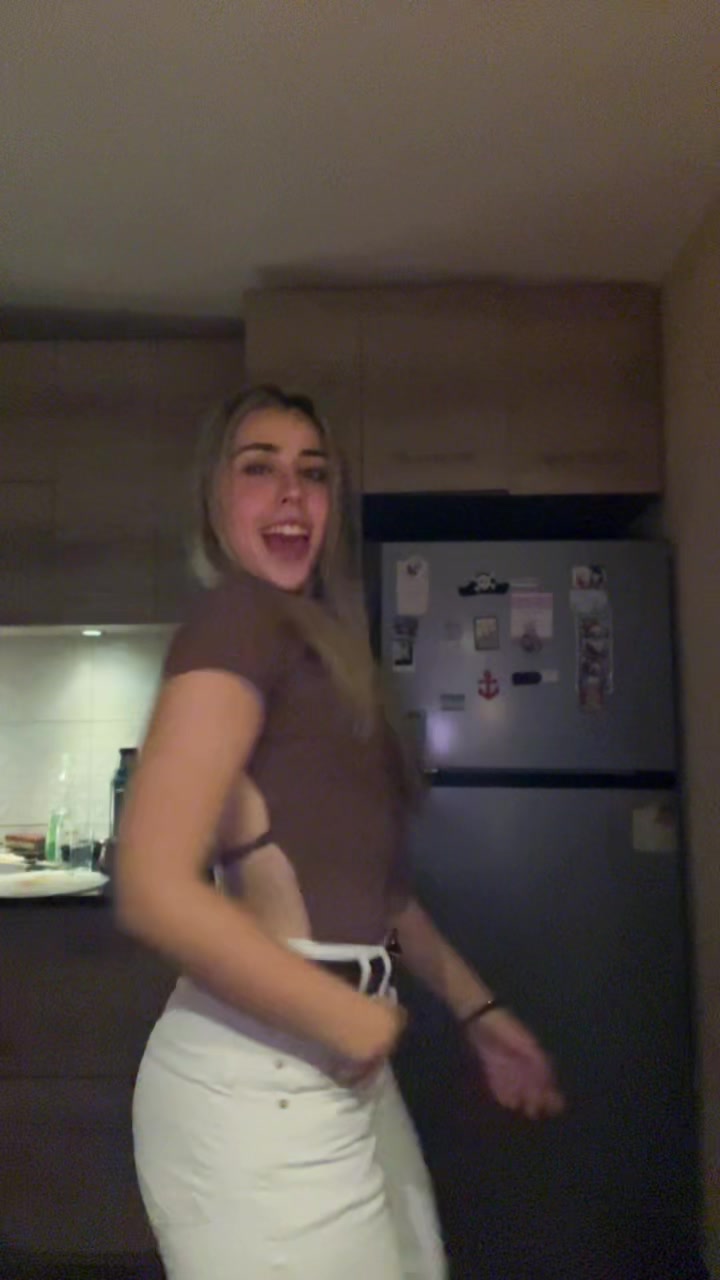 @Sofii