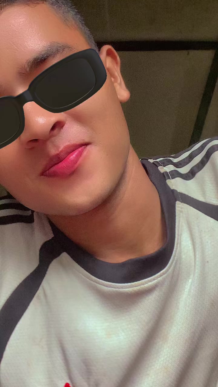 @LAHUREY BOY 🥷