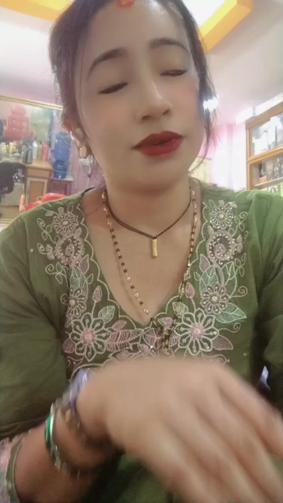 @पुन मगर निकिता