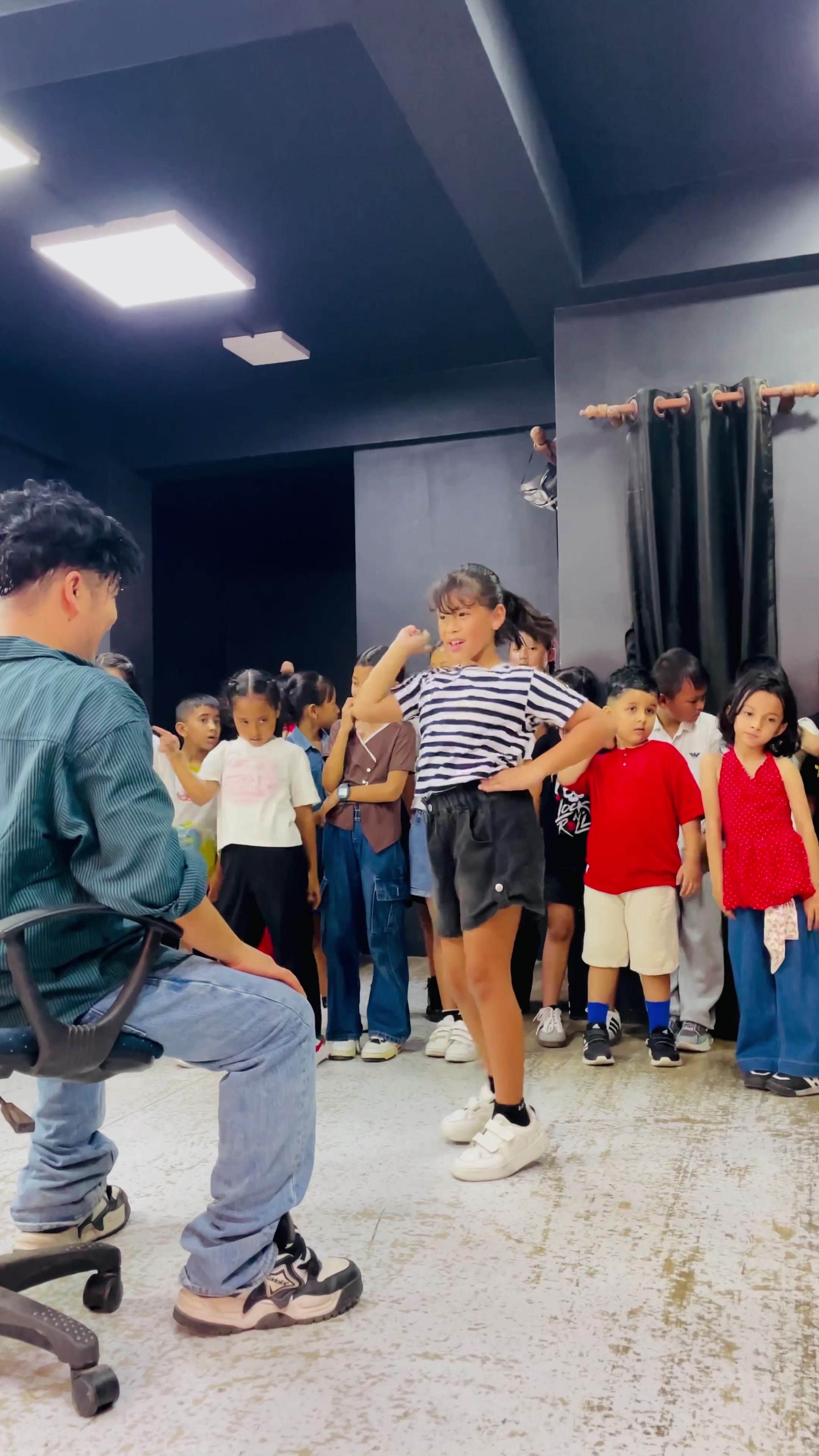 @Flexible Dance School
