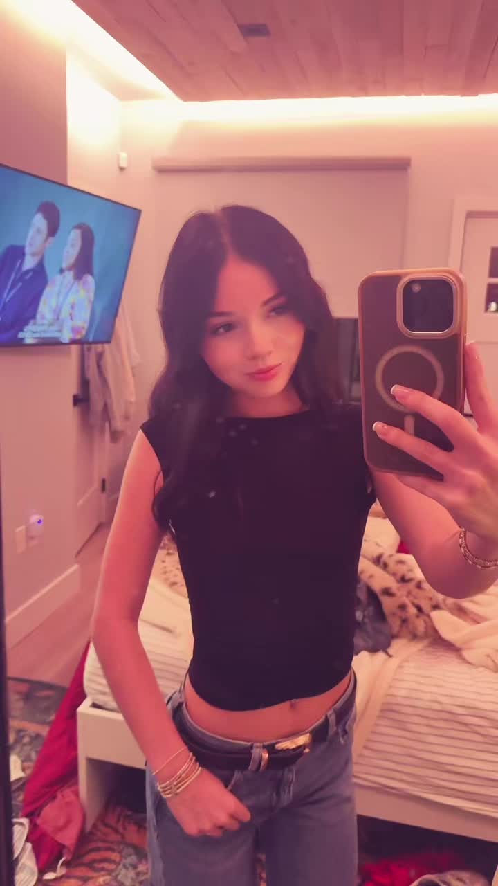 @leannalucidispams