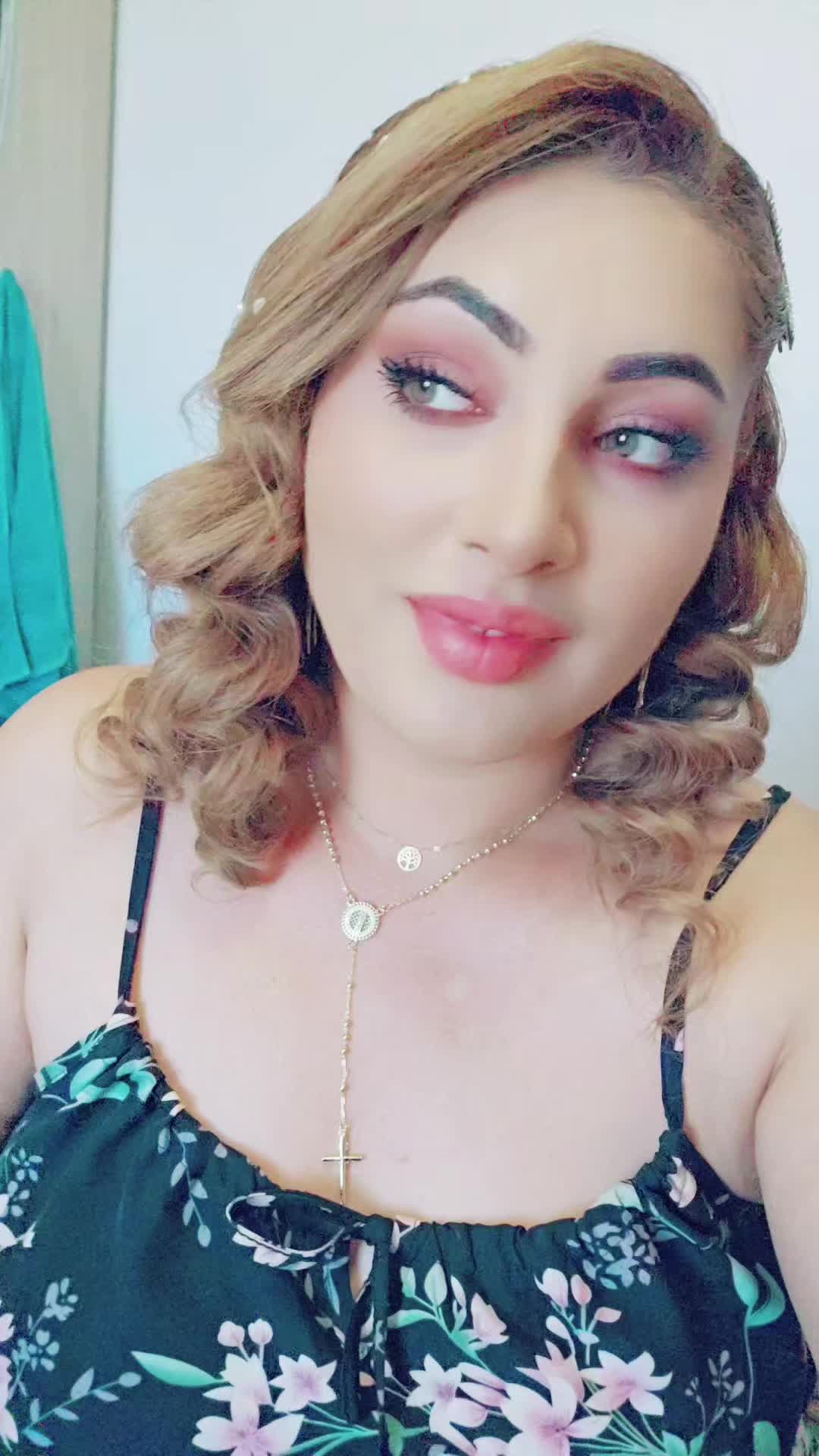 @Véro🐞🌹
