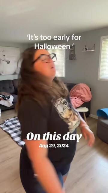 @happyhips79
