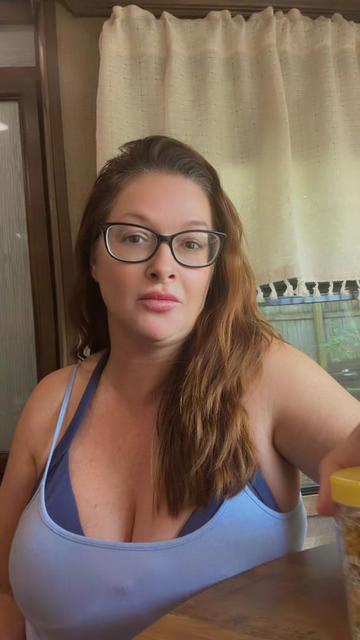 @Somebodys fine ass gma