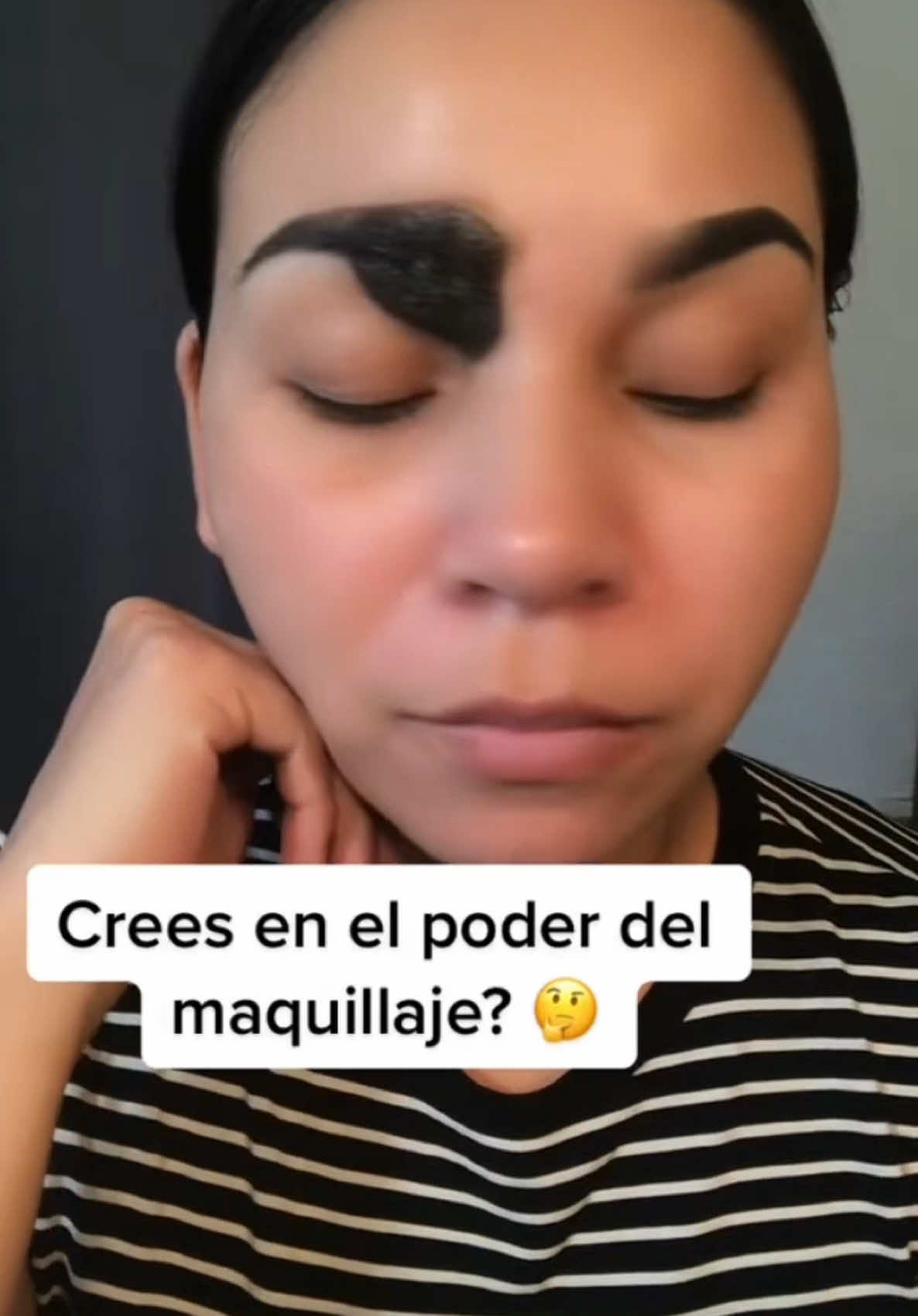 @️Angie Cast