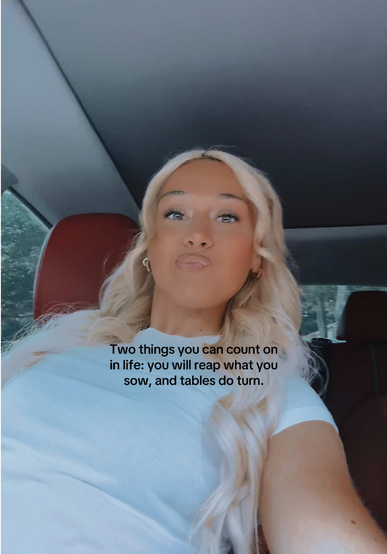 @kirstenhoptak