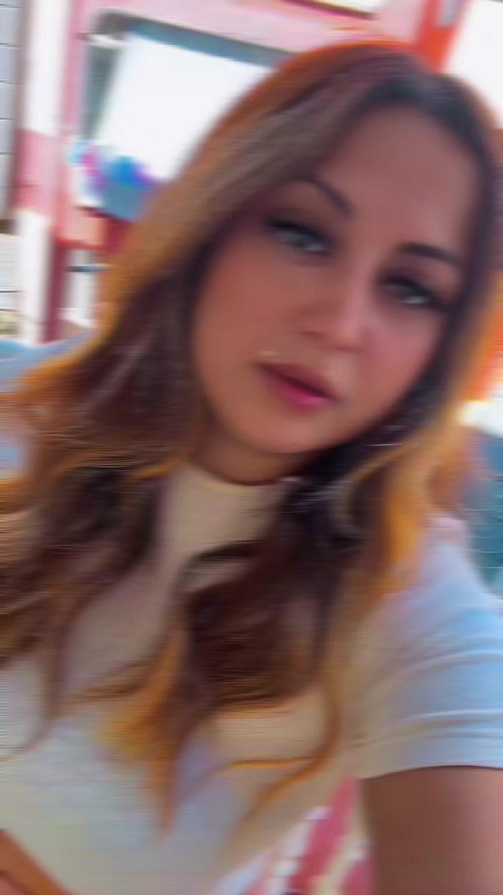@Oykuece