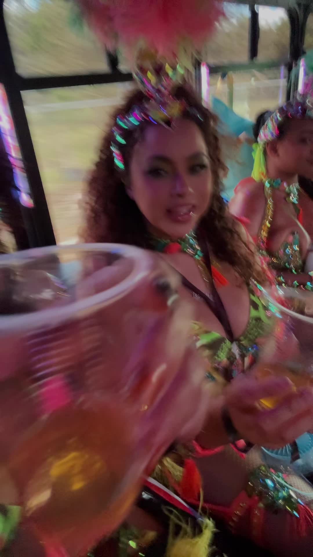 @ShhmoneyCurl