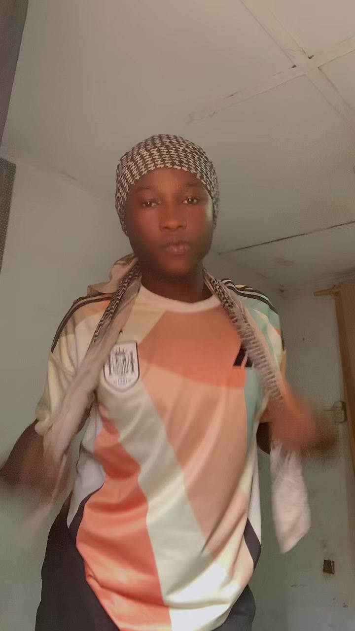@JUST ME 🫠🇬🇭