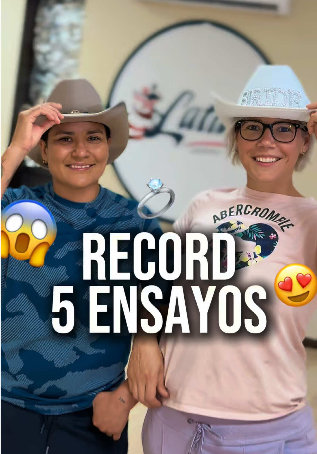 @Latinos Academia de Baile