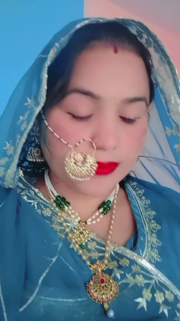 @Dubai girl@Chetna