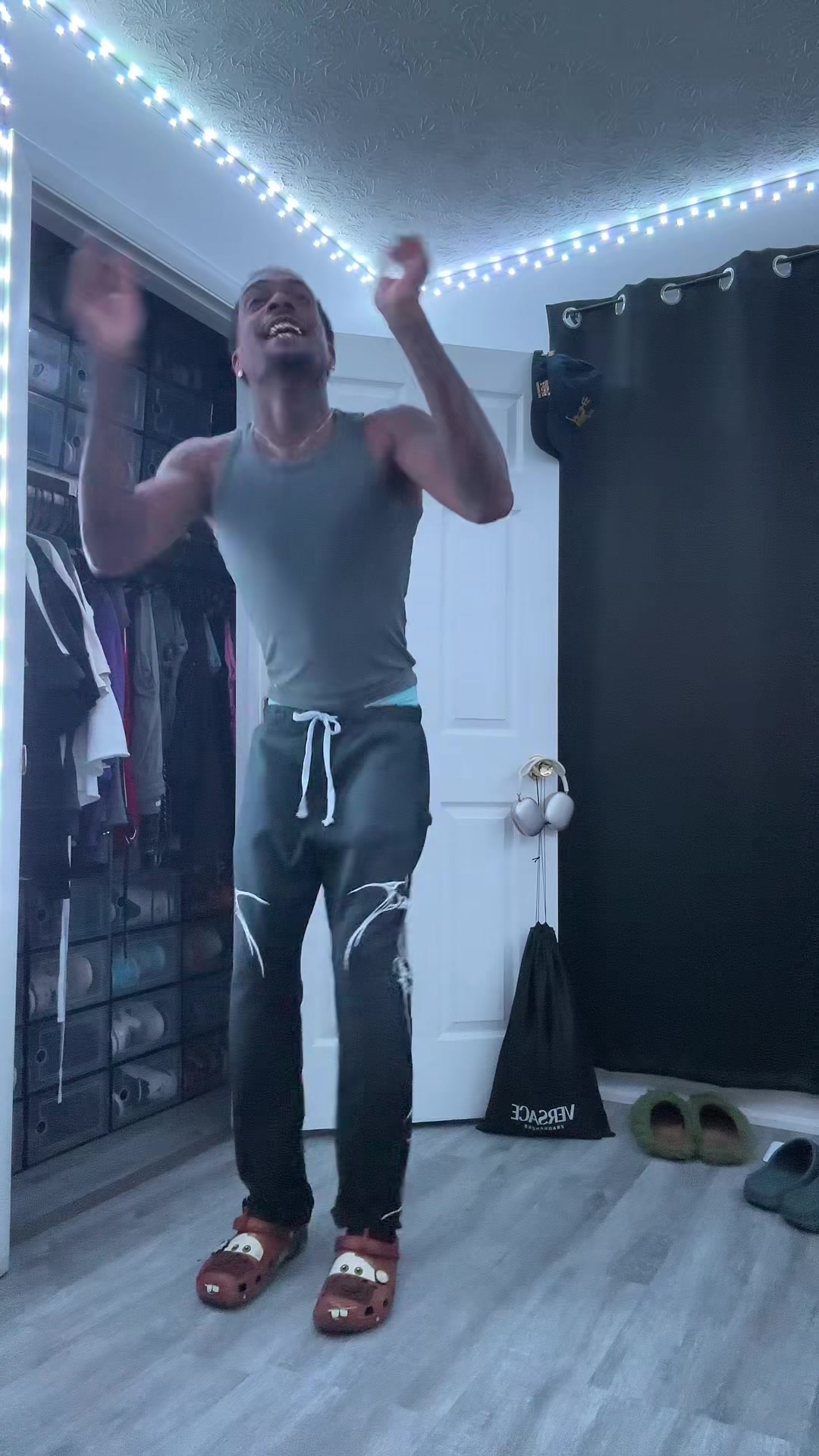 @Sk3nooo 🦧
