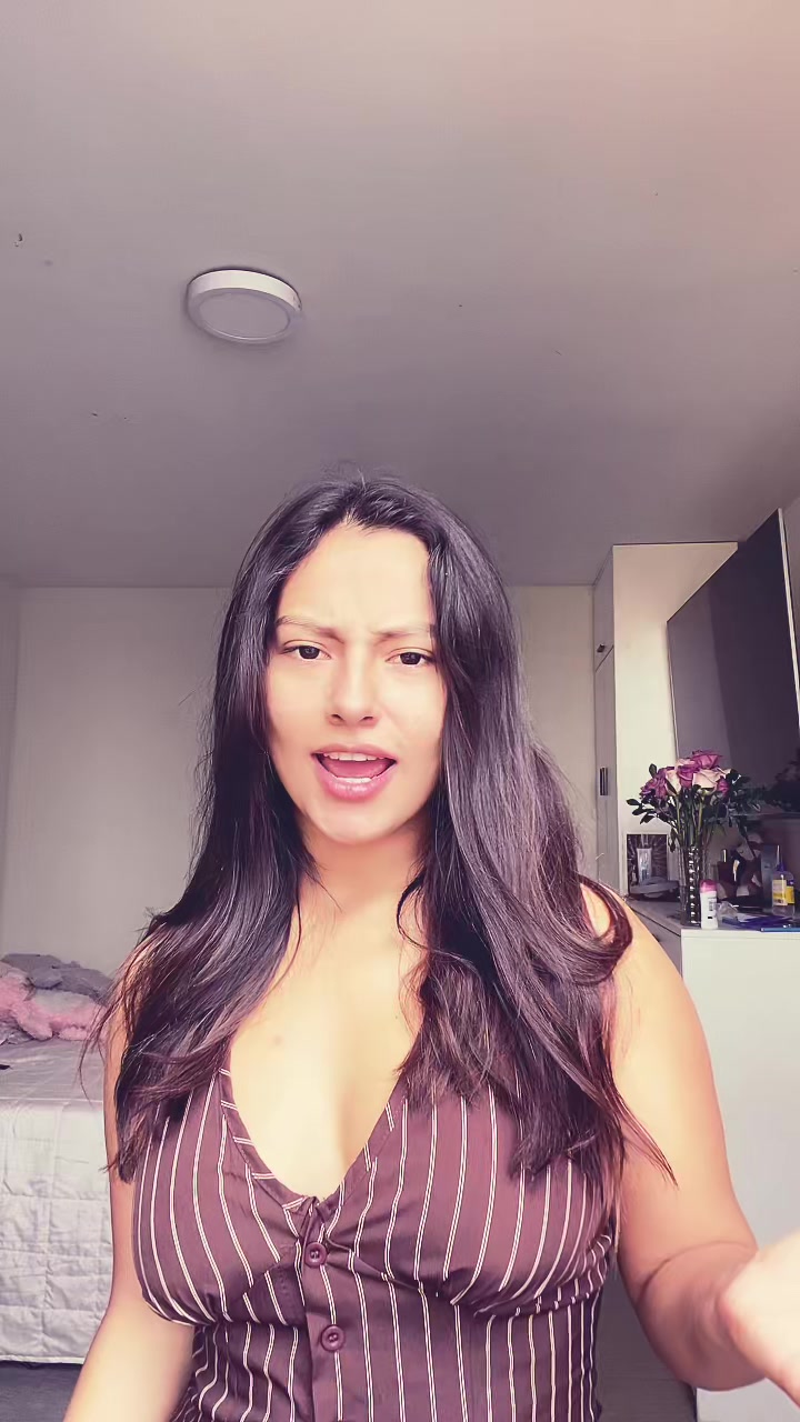 @Hisela0212