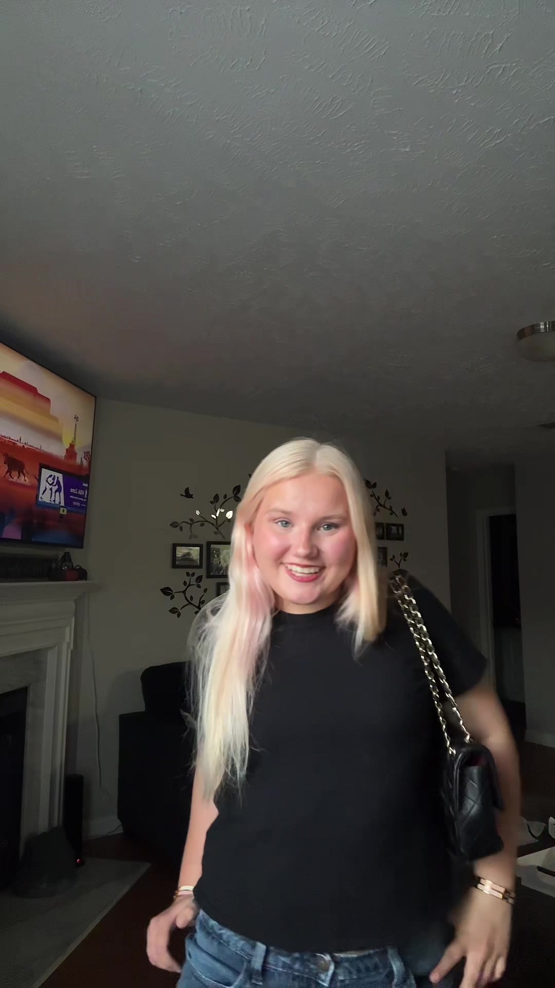 @aiyloralynn