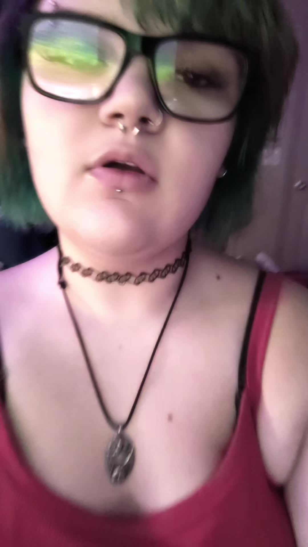 @x_livingdeadghoul_x