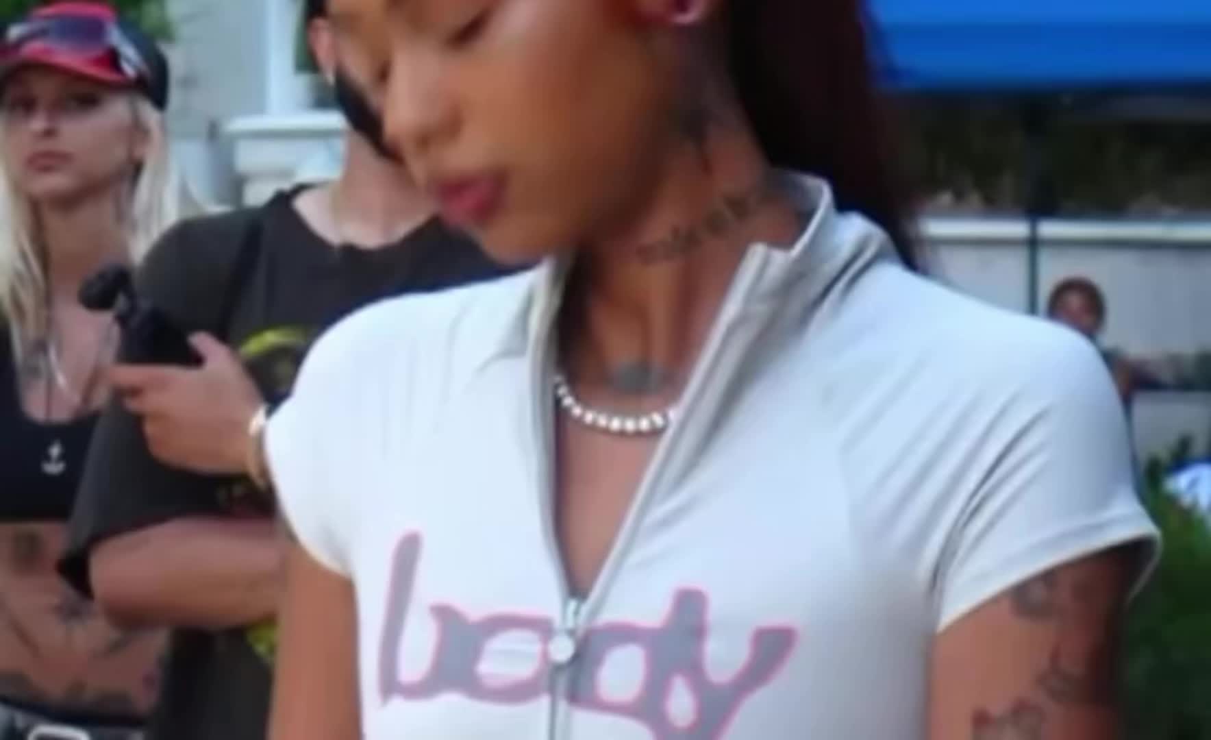 @່