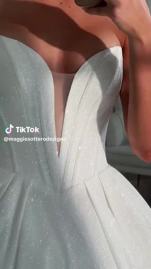 @Tiffanys Bridal Boutique LLC