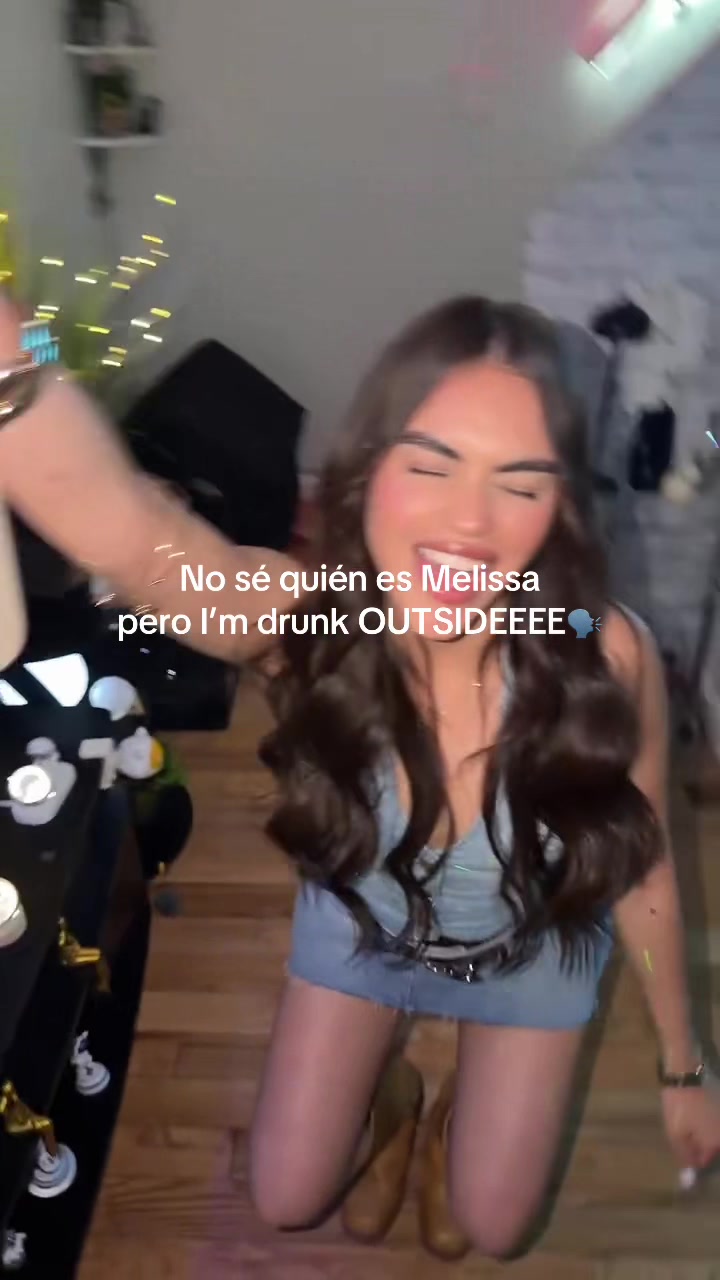 @Camila