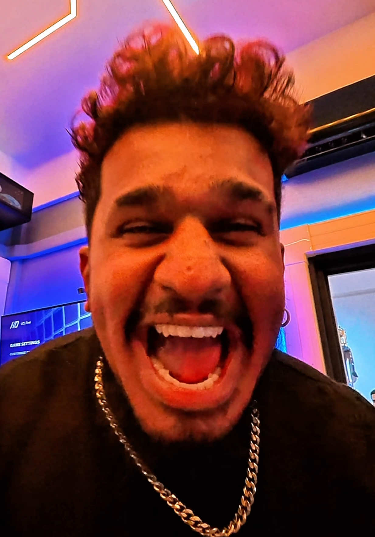 @bbcNEHAALx69