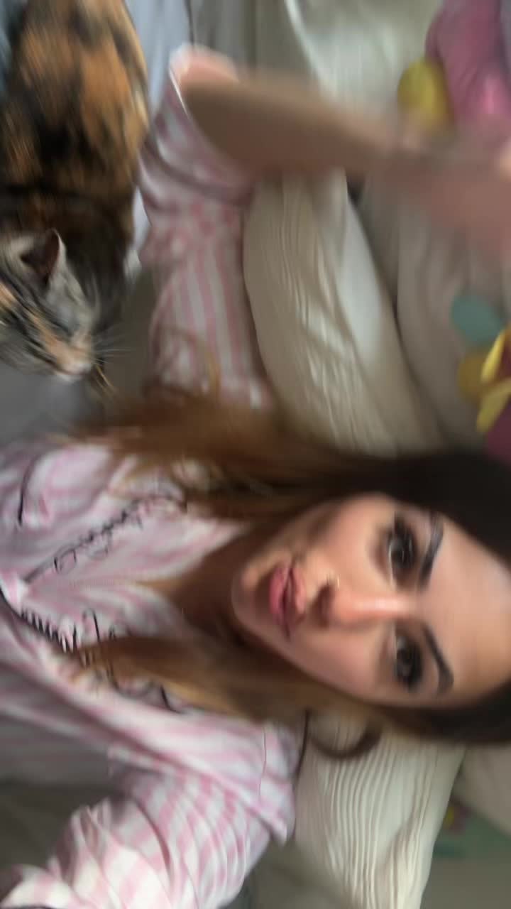 @n 🐈❣️🍨