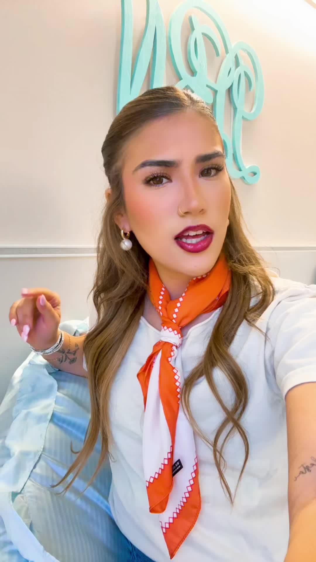 @destyni