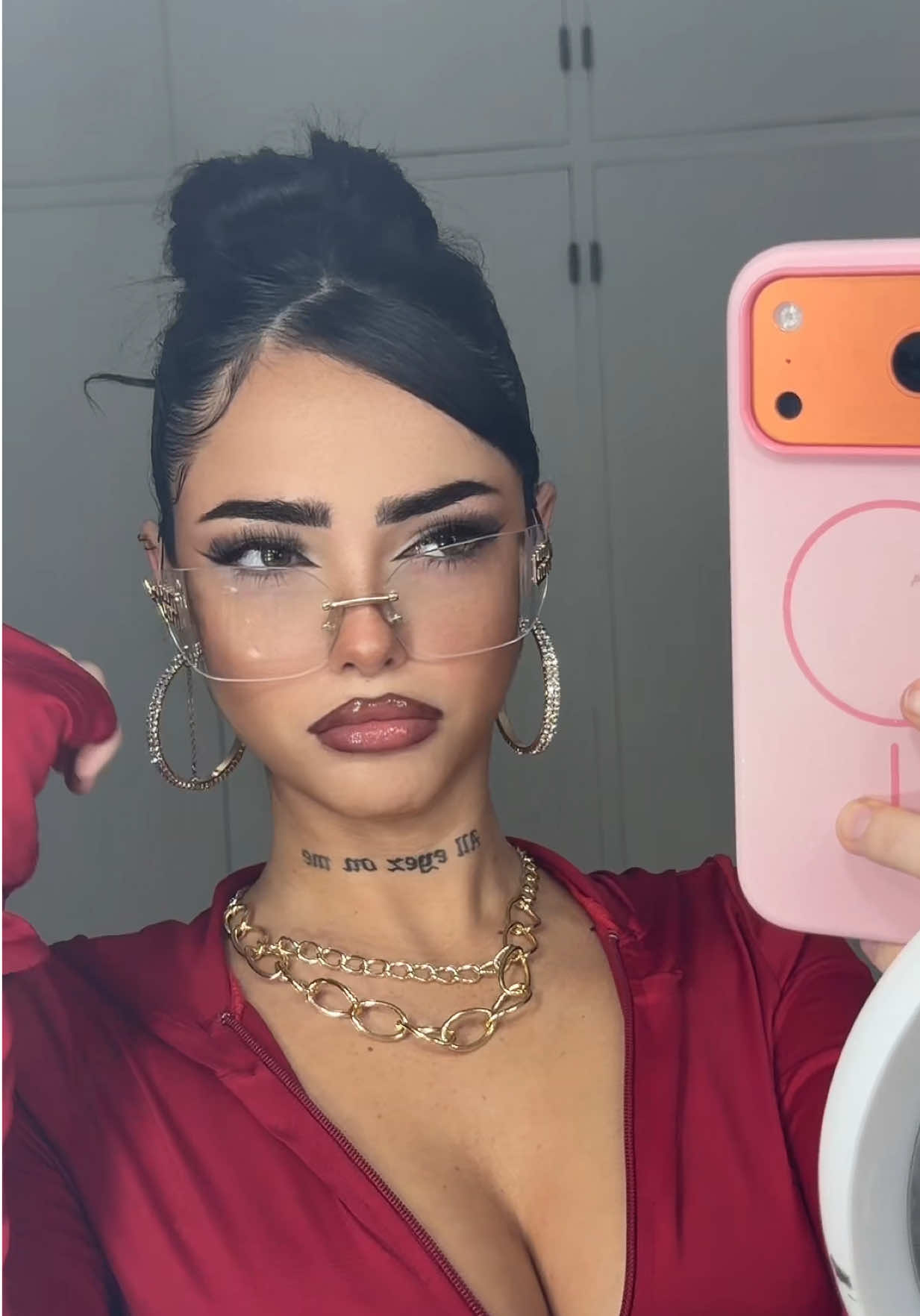 @Valentina Goldzen
