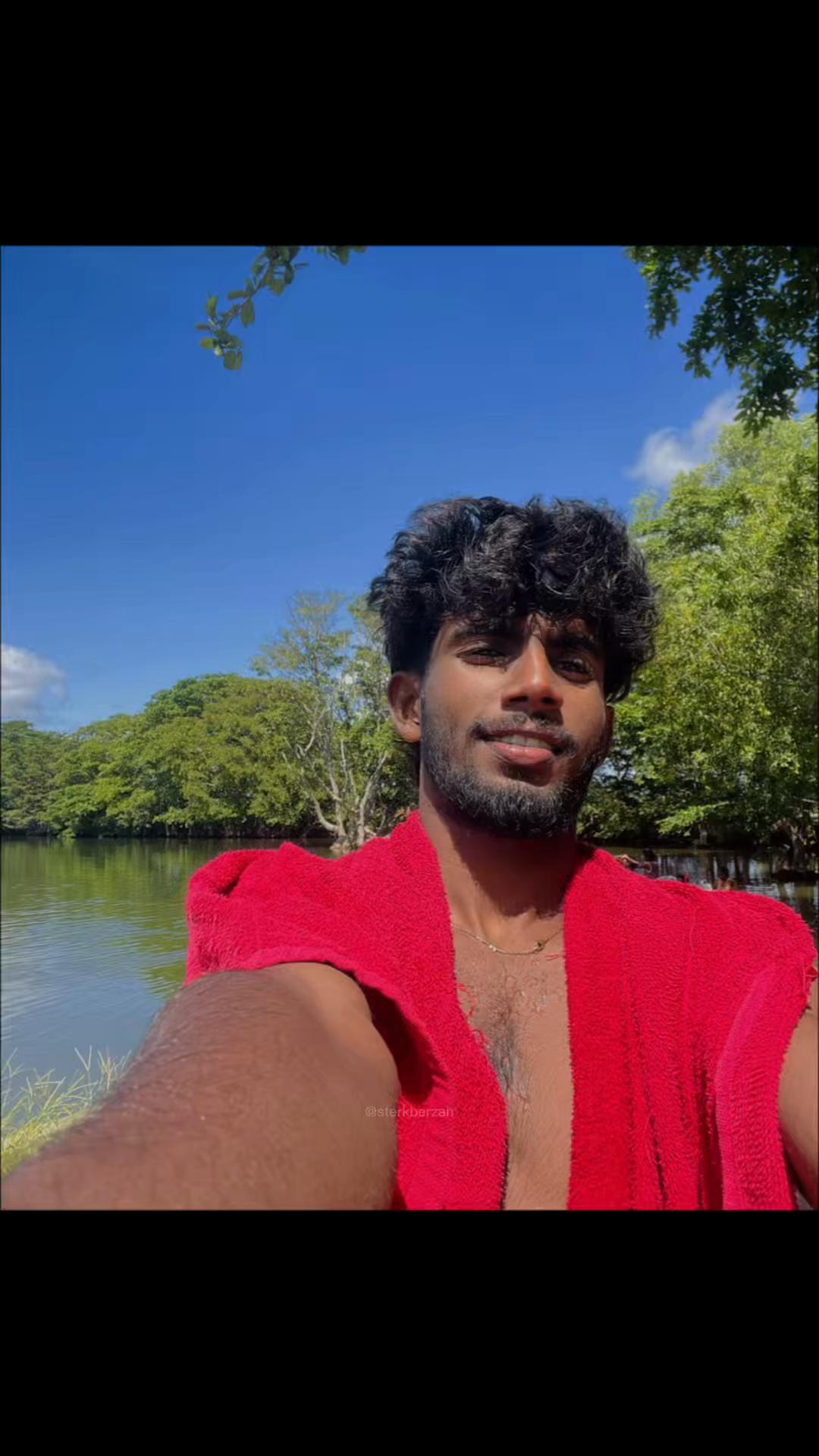 @itz__me__dhanu