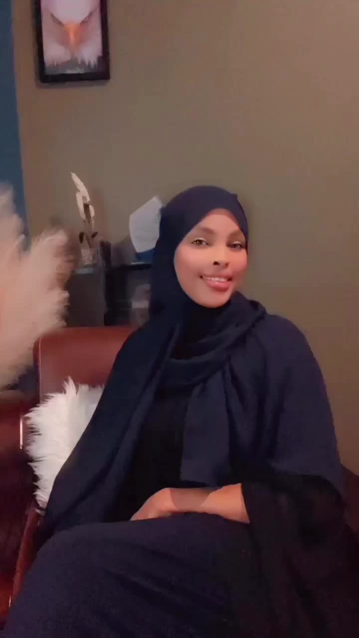 @Fadumo Riyaad