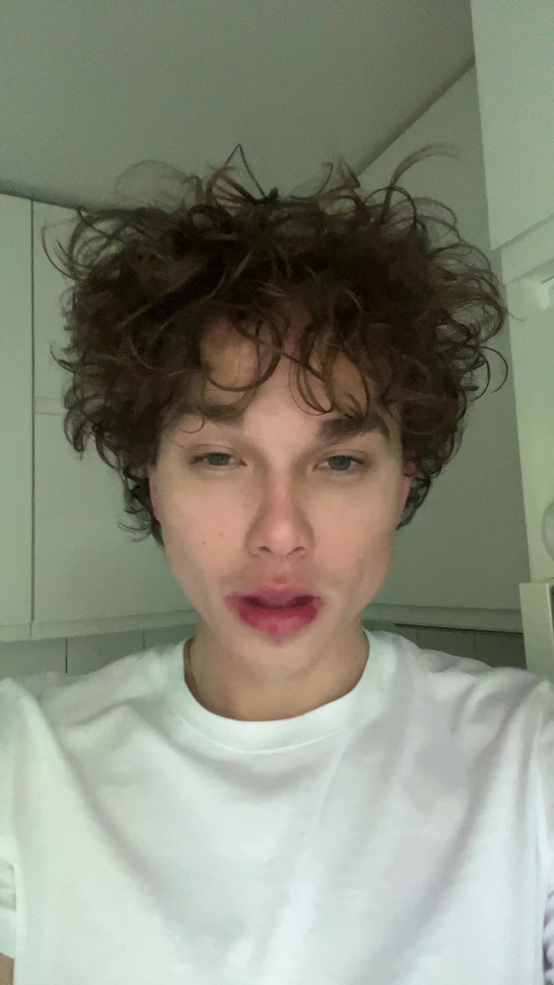 @Ванек