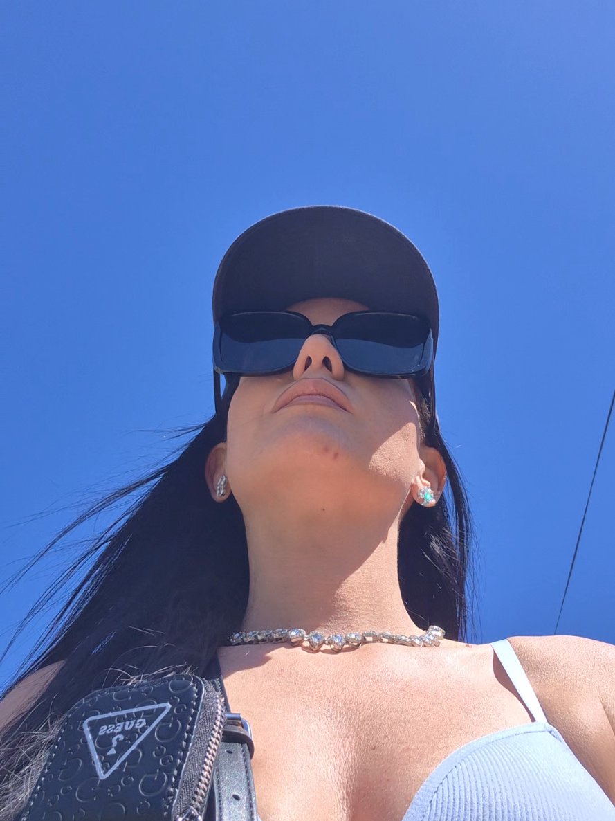 @innvvisibleee_