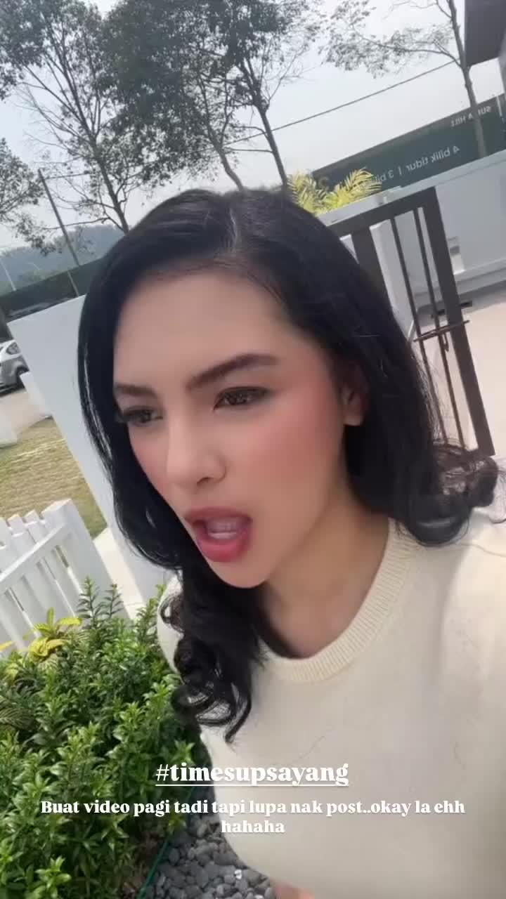 @KekasihBayangan